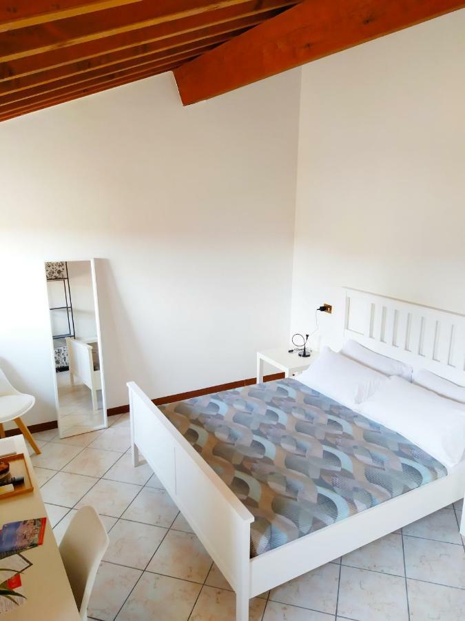 Hotel Carducci 49 Mantua Zewnętrze zdjęcie