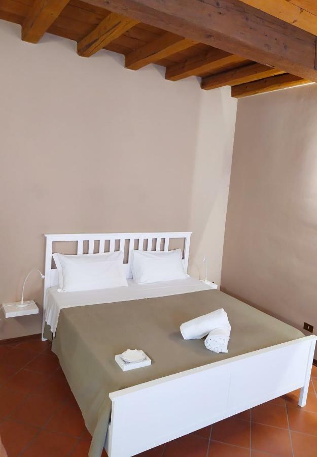 Hotel Carducci 49 Mantua Zewnętrze zdjęcie